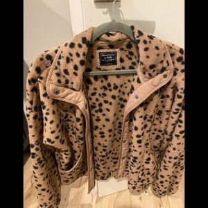 Abercrombie animal print fleece- super cozy